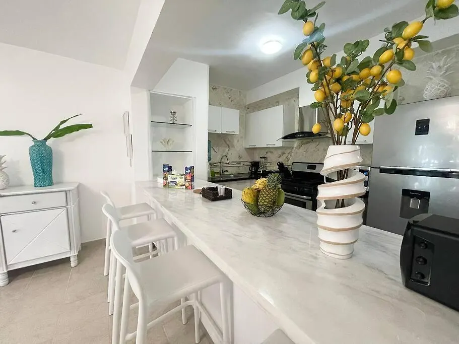 Charming 2 Bedroom Apartment With Pool بونتا كانا