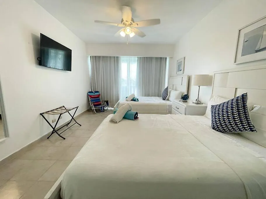 Charming 2 Bedroom Apartment With Pool بونتا كانا